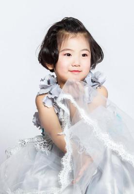 张语轩 女 天津