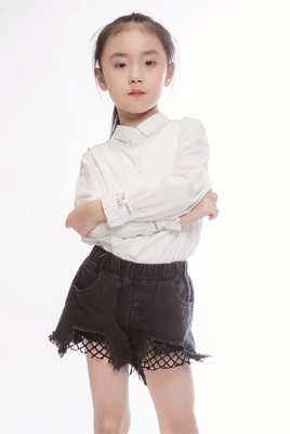 王亚宣 女 天津