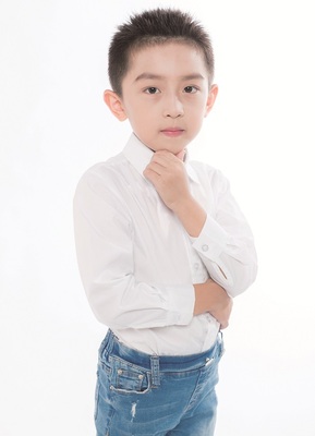 李瑾轩 男 天津