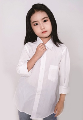 丁思羽 女 天津